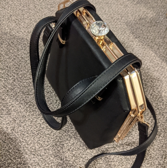 Black Handbag - Picture 1 of 3